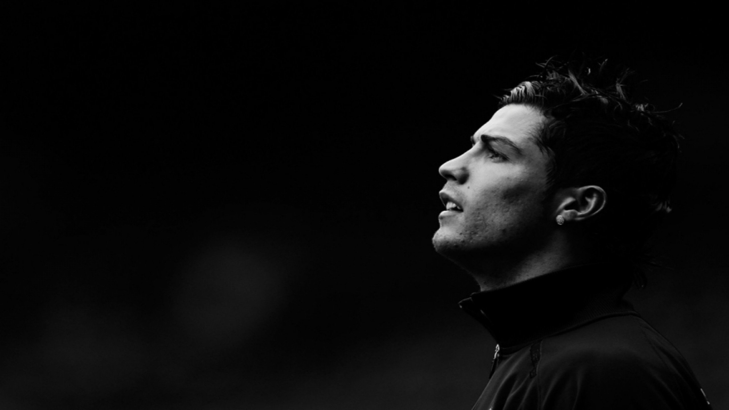 FIFA足球世界官方下载-广东宏远迎扳平良机，英超关键节点与CBA季后赛备战同步升温
